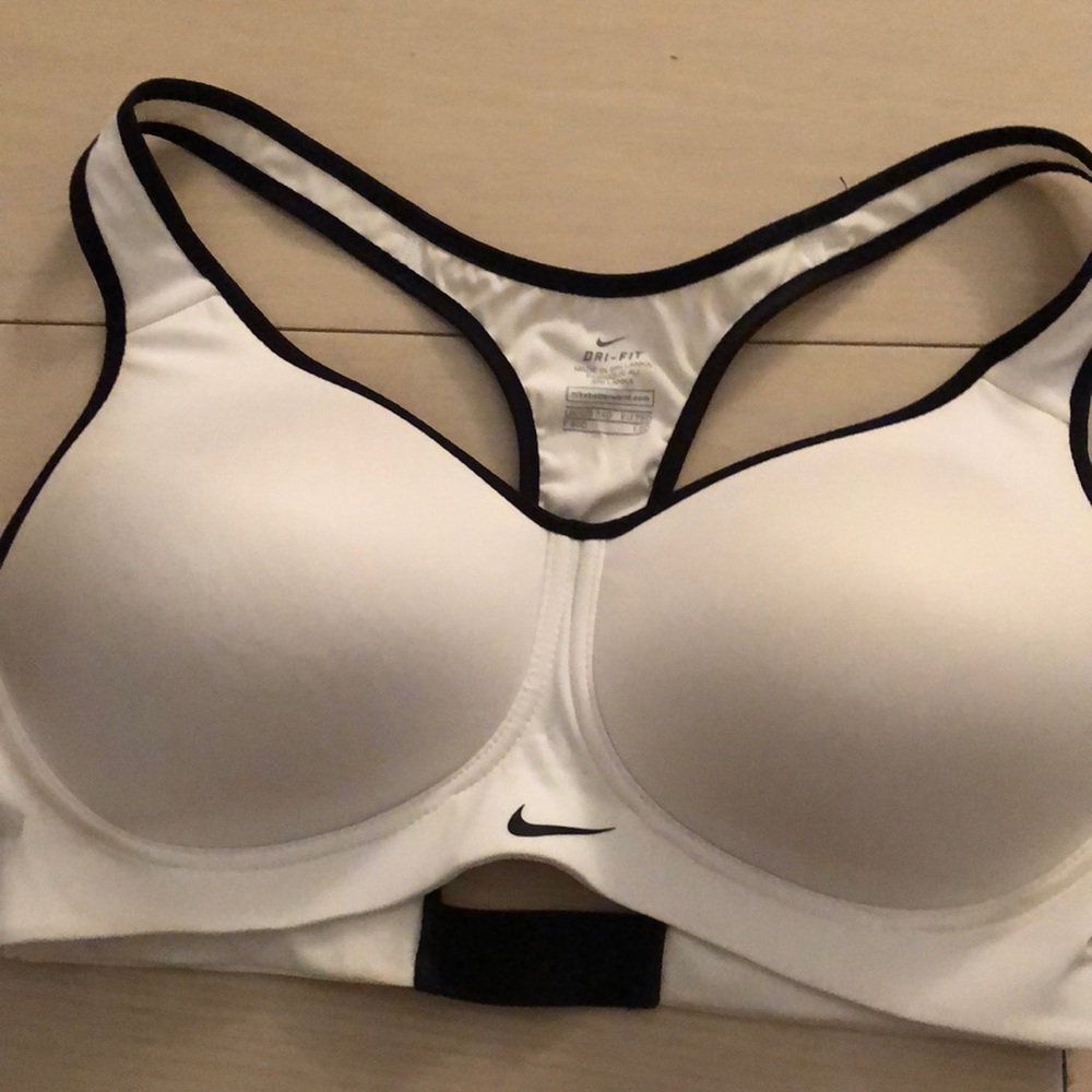 NIKE DRIFIT SPORTS BRA